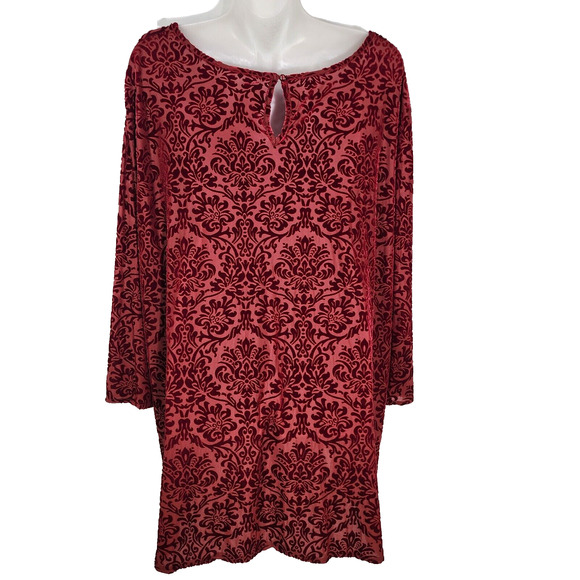 Cato Top Womens Velvet Burnout Size 3X Red Keyhole Neck 3/4 Sleeve Whimsigoth - Picture 2 of 11